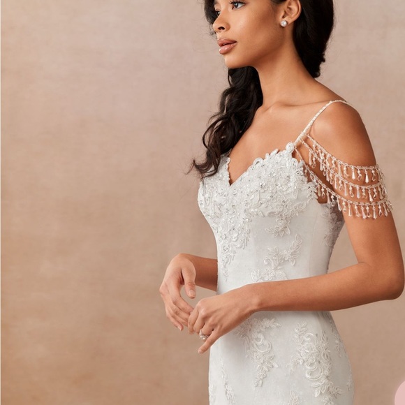 Azazie Wedding Dress | NWT - Picture 2 of 2